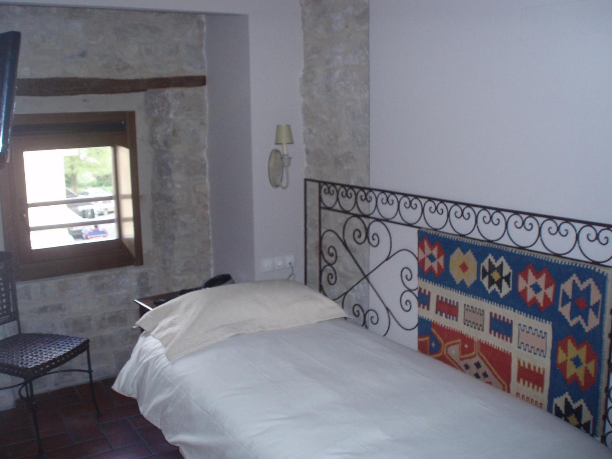 Hotel El Cerco Puente La Reina Quarto foto